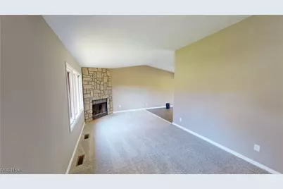 3273 S Jasmine Avenue, Akron, OH 44319 - Photo 10