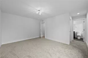 26117 N Woodland Rd, Beachwood, OH 44122 - Photo 32