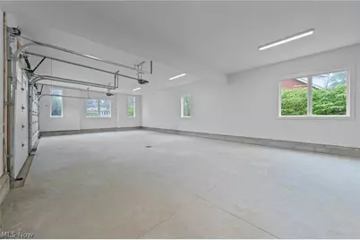 26117 N Woodland Road, Beachwood, OH 44122 - Photo 48