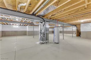 7662 Springfield Dr, Valley City, OH 44280 - Photo 32