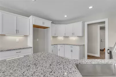 7662 Springfield Drive, Valley City, OH 44280 - Photo 12