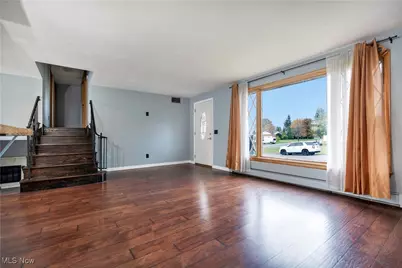 1227 33rd Street NE, Canton, OH 44714 - Photo 4