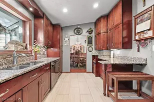 12214 Vince Dr, Doylestown, OH 44230 - Photo 8