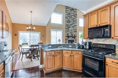 3082 Willowbrook Drive, Aurora, OH 44202 - Photo 8