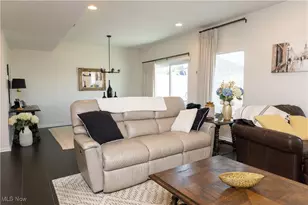 1362 Maple Grove Ln, Uniontown, OH 44685 - Photo 6