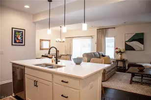 1362 Maple Grove Ln, Uniontown, OH 44685 - Photo 4