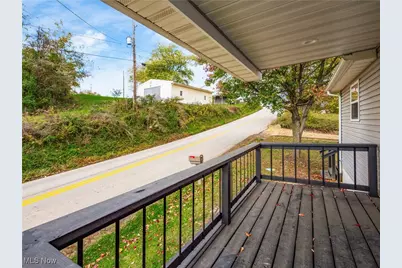 2425 S Pleasant Grove Road, Zanesville, OH 43701 - Photo 14