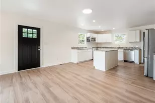 2425 S Pleasant Grove Rd, Zanesville, OH 43701 - Photo 2