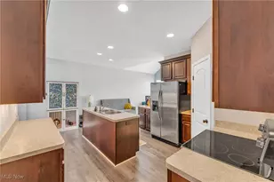 1482 Barrymore Ln, Wadsworth, OH 44281 - Photo 6