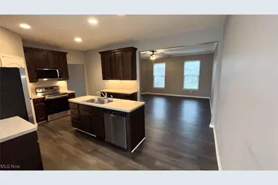 1482 Barrymore Lane, Wadsworth, OH 44281 - Photo 8