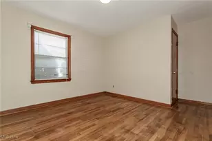 306 E 323rd St, Willowick, OH 44095 - Photo 24