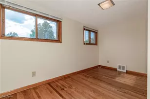 306 E 323rd St, Willowick, OH 44095 - Photo 18