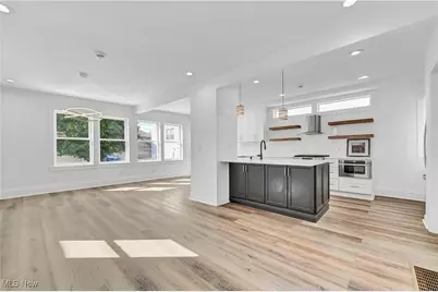 2525 Thurman Avenue, Loveland, OH 44113 - Photo 6