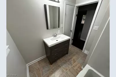 10488 Dewhurst Road, Elyria, OH 44035 - Photo 20