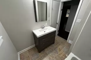 10488 Dewhurst Rd, Elyria, OH 44035 - Photo 20