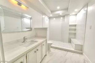 2 Bratenahl Pl, Bratenahl, OH 44108 - Photo 18