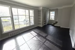 16109 Delrey Ave, Loveland, OH 44128 - Photo 8