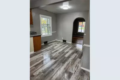 1574 East Avenue, Akron, OH 44314 - Photo 2