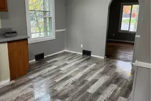 1574 East Ave, Akron, OH 44314 - Photo 2