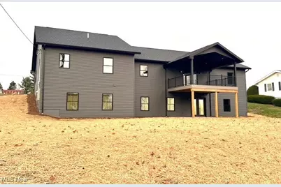 936 Miller Avenue SW, Sugarcreek, OH 44681 - Photo 2