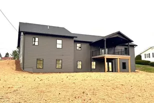 936 Miller Ave SW, Sugarcreek, OH 44681 - Photo 2