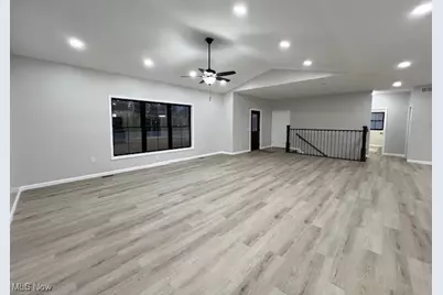 936 Miller Avenue SW, Sugarcreek, OH 44681 - Photo 16