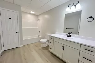 936 Miller Ave SW, Sugarcreek, OH 44681 - Photo 28