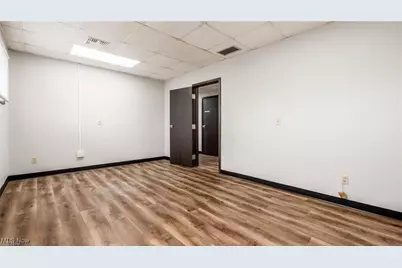 830 Bethesda Drive, Zanesville, OH 43701 - Photo 10