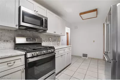 36 Hilltop Boulevard, Canfield, OH 44406 - Photo 10