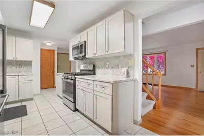 36 Hilltop Boulevard, Canfield, OH 44406 - Photo 6