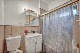 987 E 78th St, Loveland, OH 44103 - Photo 10