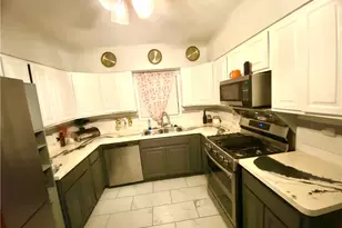 1040 E 177th St, Loveland, OH 44119 - Photo 6