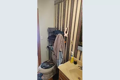1070 Central Avenue, Bellaire, OH 43906 - Photo 24