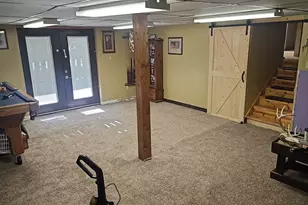 1070 Central Ave, Bellaire, OH 43906 - Photo 12