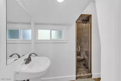 2002 Valentine Avenue, Loveland, OH 44109 - Photo 24