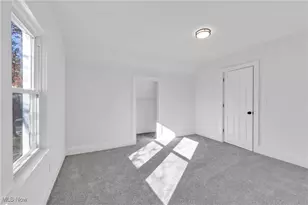 2002 Valentine Ave, Loveland, OH 44109 - Photo 18