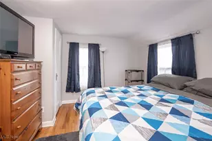 242 Monroe Ave, Cuyahoga Falls, OH 44221 - Photo 22