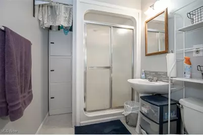 242 Monroe Avenue, Cuyahoga Falls, OH 44221 - Photo 16