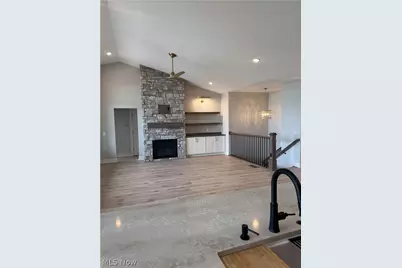 2601 Lake Center Street NW, Lake, OH 44685 - Photo 4