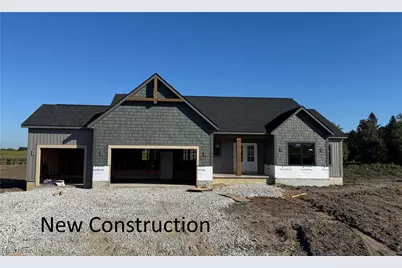 2601 Lake Center Street NW, Lake, OH 44685 - Photo 1