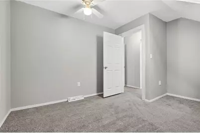 17620 Saint Clair Avenue, Loveland, OH 44110 - Photo 12