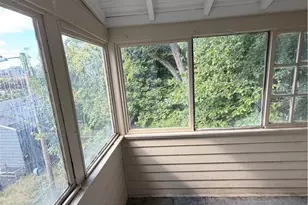 1330 Elwood Rd, East Cleveland, OH 44112 - Photo 10