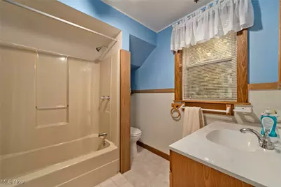 1589 Hampton, Akron, OH 44305 - Photo 10