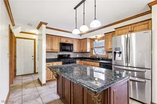 1470 Turnberry Dr, Youngstown, OH 44512 - Photo 14