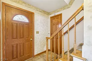 1470 Turnberry Dr, Youngstown, OH 44512 - Photo 4