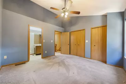 2410 Wrens Drive S, Stow, OH 44224 - Photo 18