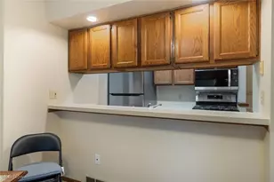 2410 Wrens Dr S, Stow, OH 44224 - Photo 10