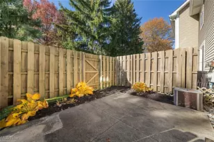 2410 Wrens Dr S, Stow, OH 44224 - Photo 32