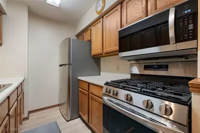 2410 Wrens Drive S, Stow, OH 44224 - Photo 8