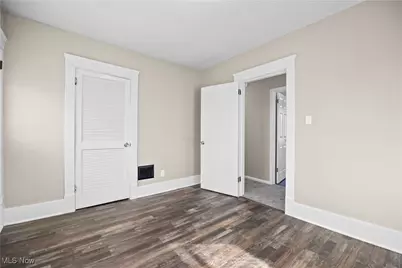 2017 W Erie Avenue, Lorain, OH 44052 - Photo 30